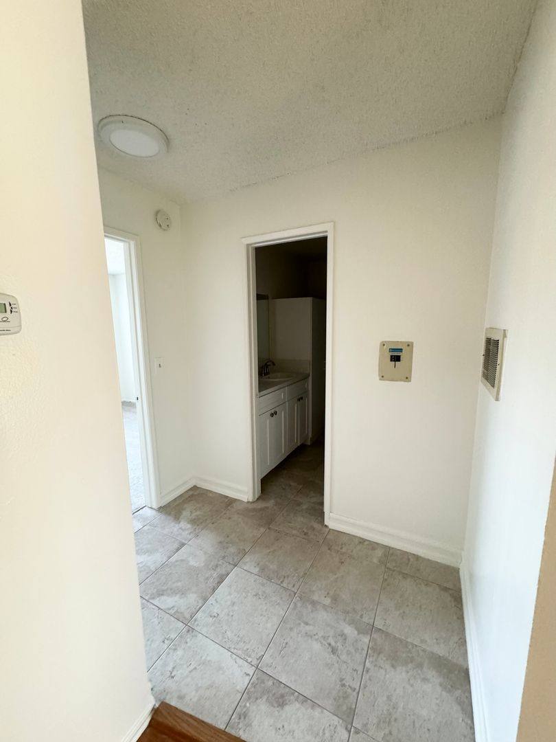 Apartment for rent at 23015 Madison St, Torrance, CA 90505