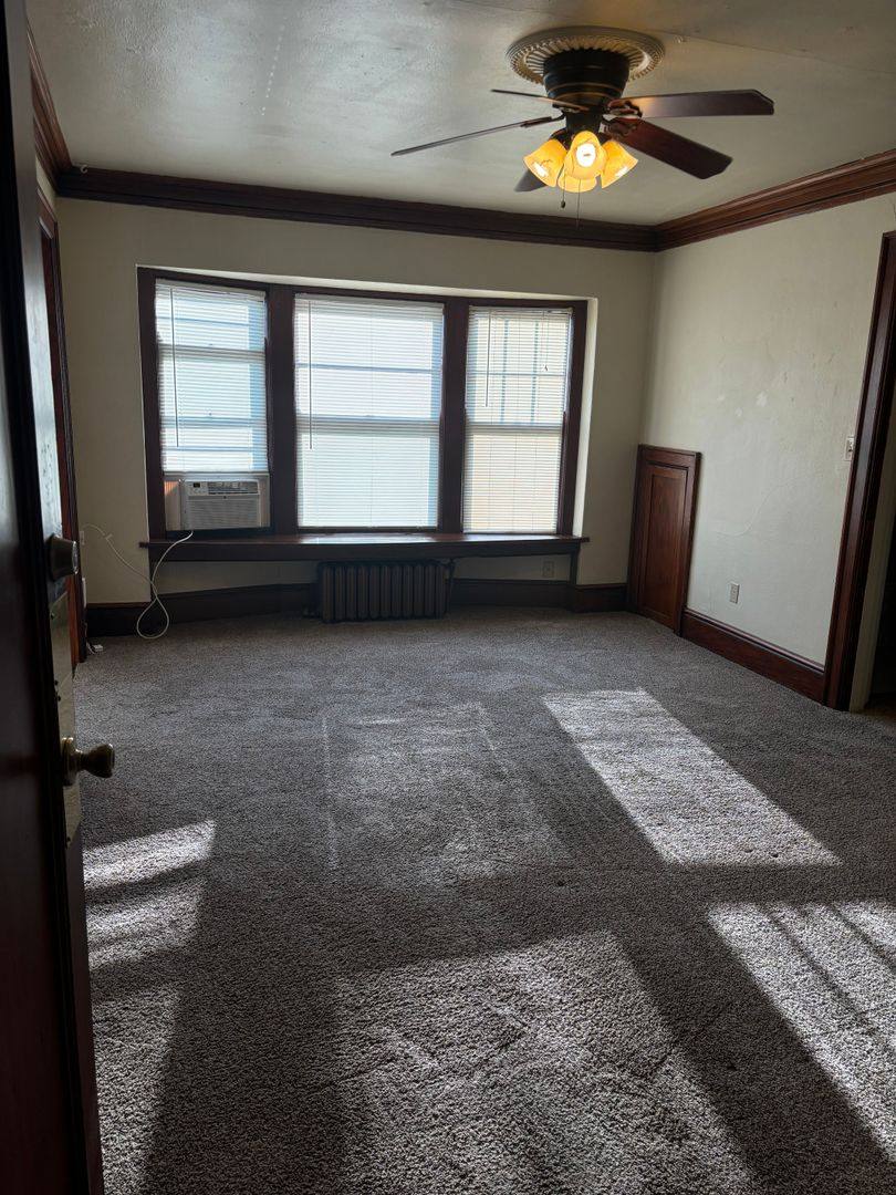 Apartment for rent at 650 16th St, Des Moines, IA 50314