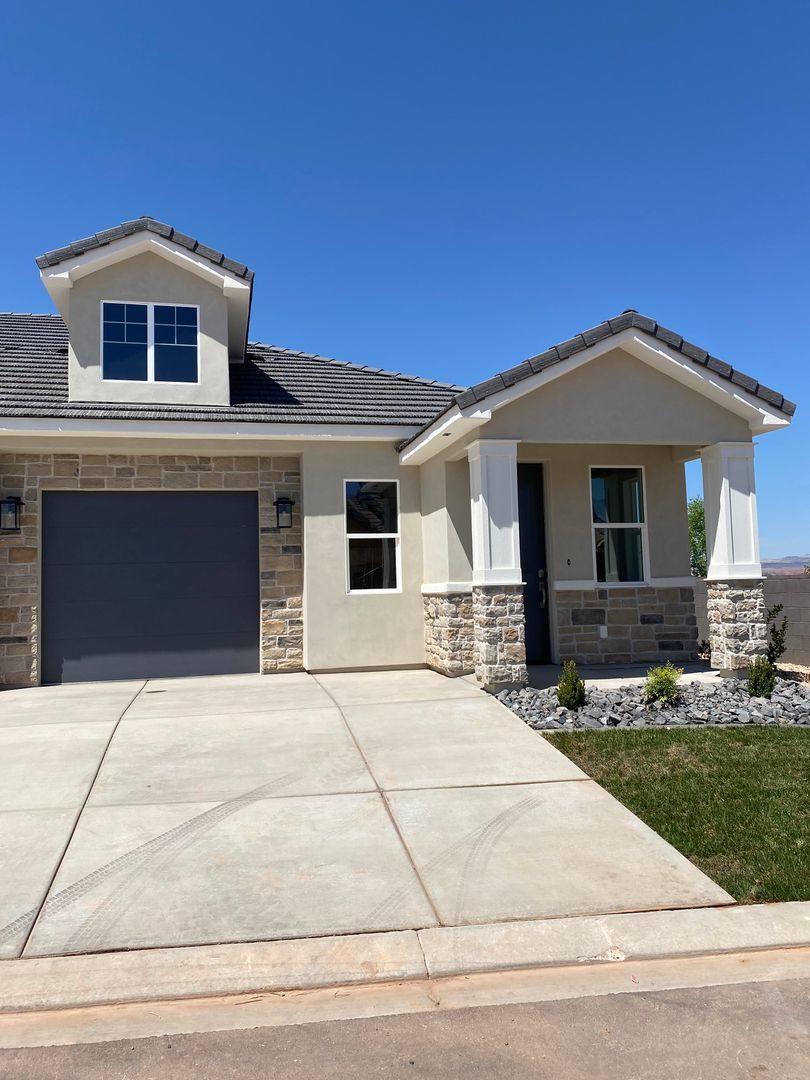 3984 S Bedford Place, Washington, UT 84780