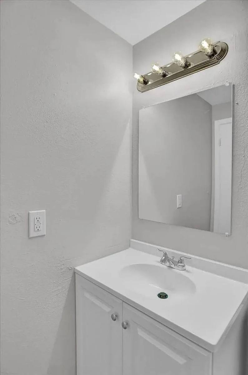 Apartment for rent at 1380 Moline St, Aurora, CO 80010