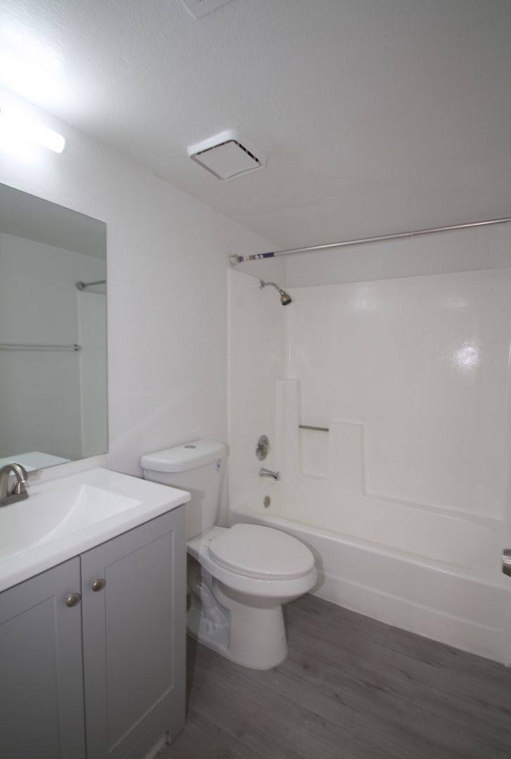 Apartment for rent at 921 Snug Harbor St, Las Vegas, NV 89110