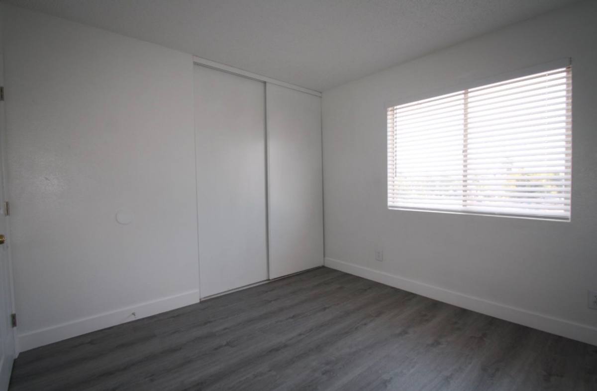 Apartment for rent at 921 Snug Harbor St, Las Vegas, NV 89110