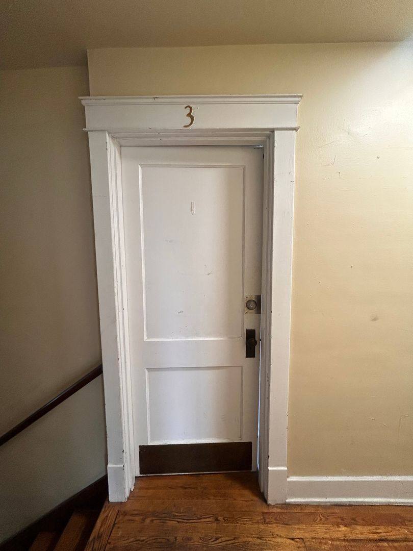 Apartment for rent at 605 Gill Ave, Knoxville, TN 37917