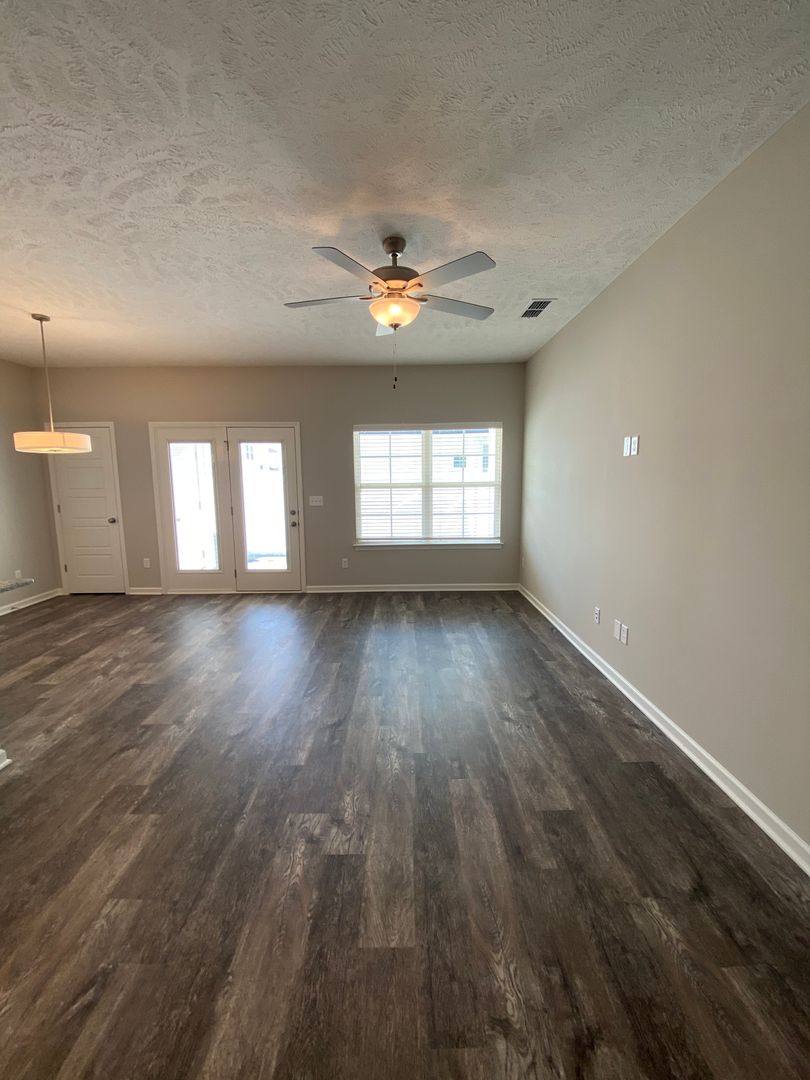 House for rent at 1808 Streamsong Dr, Murfreesboro, TN 37127
