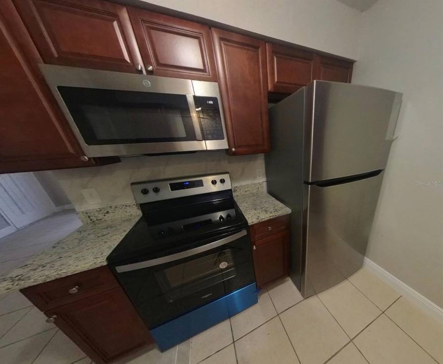 Apartment for rent at 210 N Lone Oak Dr #1, Leesburg, FL 34748
