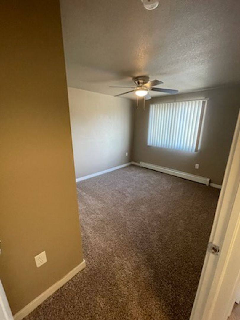 Apartment for rent at 3550-3600 S Delaware St, Englewood, CO 80110