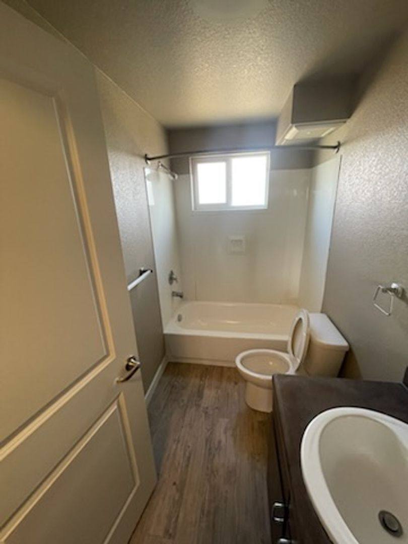 Apartment for rent at 3550-3600 S Delaware St, Englewood, CO 80110