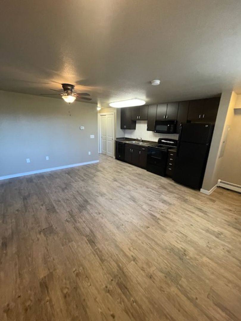 Apartment for rent at 3550-3600 S Delaware St, Englewood, CO 80110