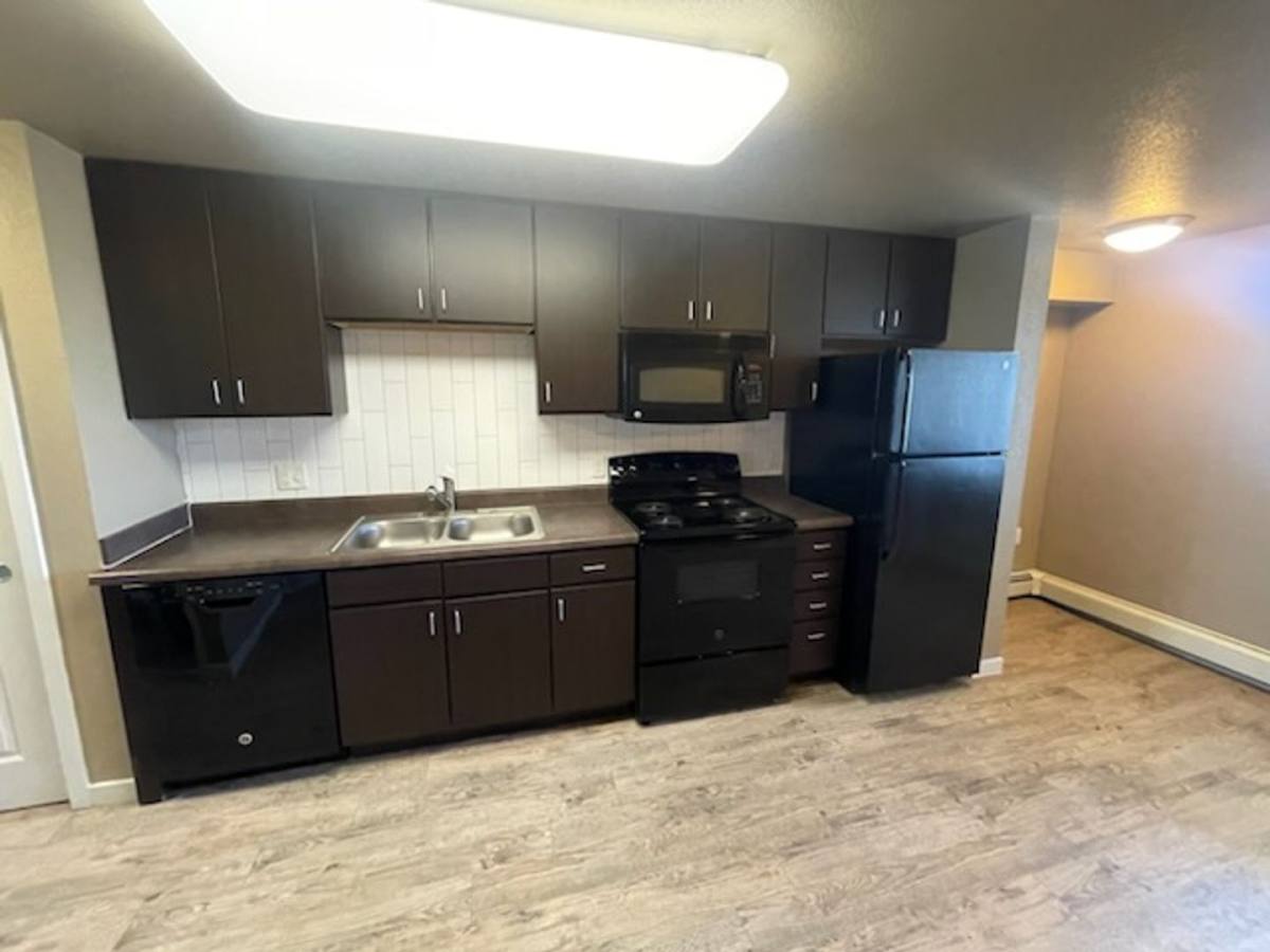 Apartment for rent at 3550-3600 S Delaware St, Englewood, CO 80110