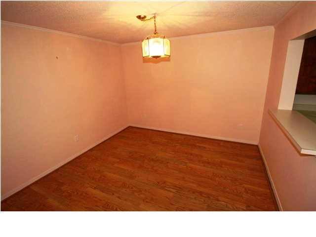 Townhouse for rent at 6028 Sussex Dr, Mobile, AL 36608
