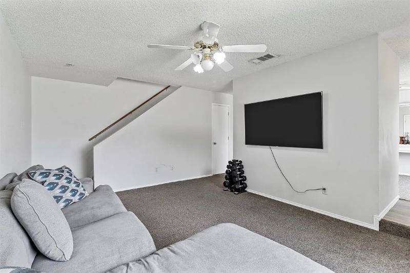 House for rent at 12714 Hilltop Dr, Balch Springs, TX 75180