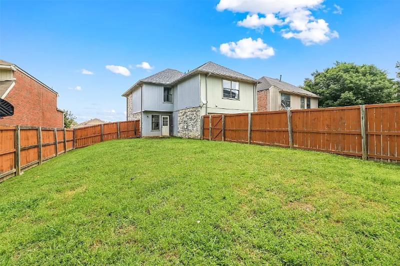 House for rent at 12714 Hilltop Dr, Balch Springs, TX 75180