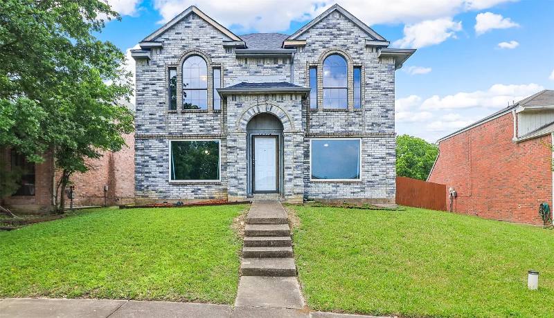 House for rent at 12714 Hilltop Dr, Balch Springs, TX 75180