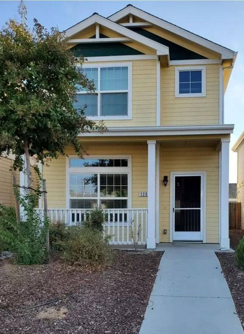House for rent at 120 Ivy St, Roseville, CA 95678