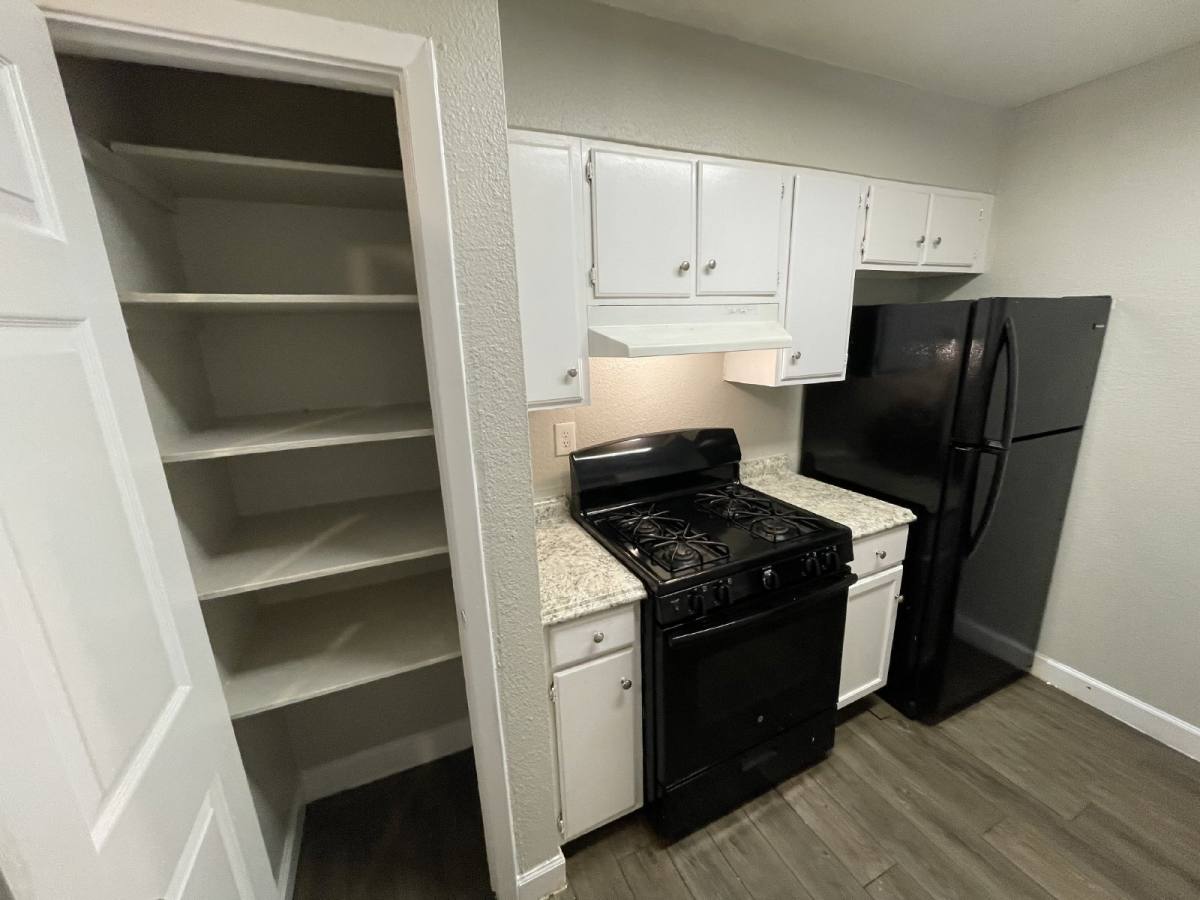 Townhouse for rent at 642 Morningview Dr, San Antonio, TX 78220