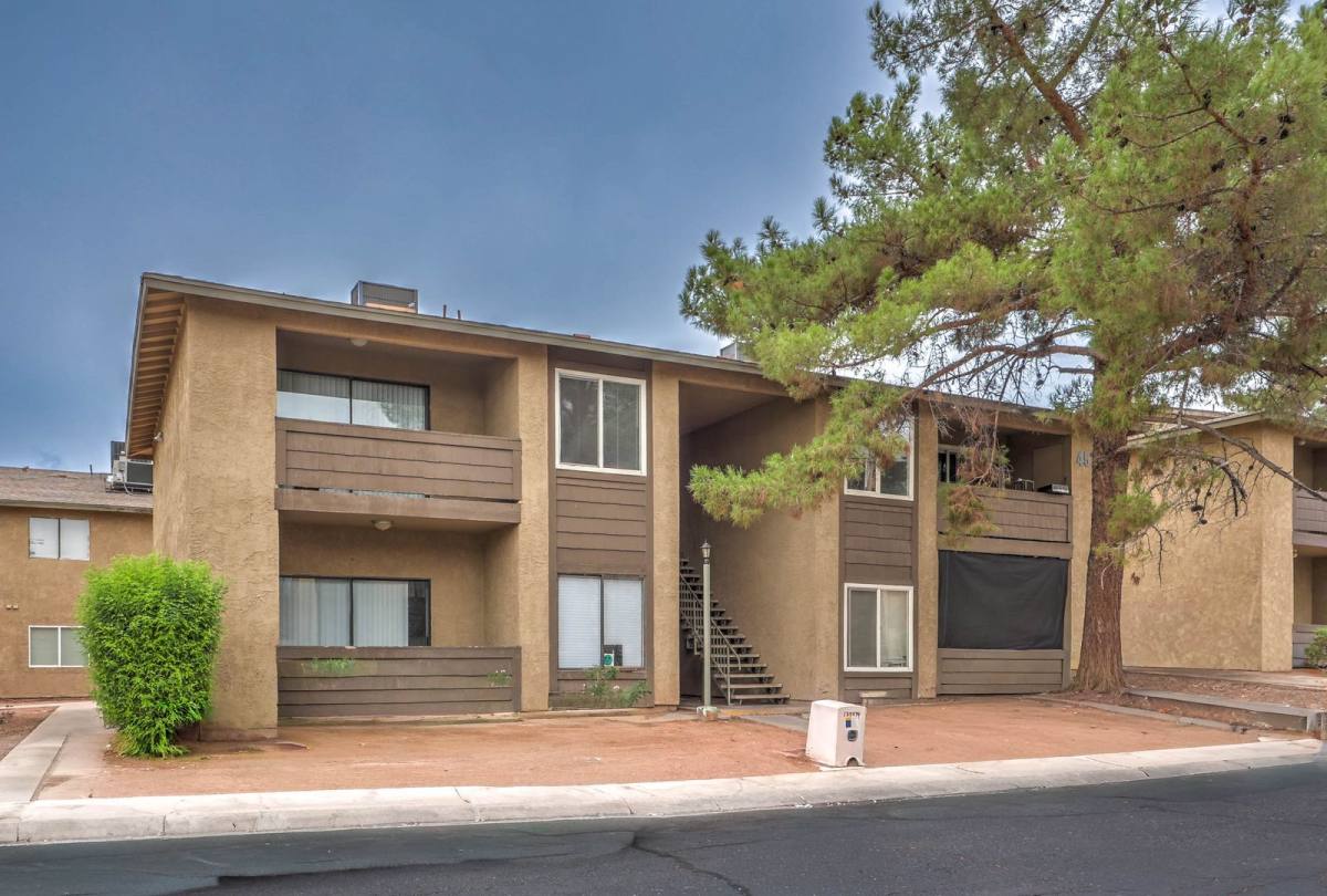 Apartment for rent at 4571 Carriage Park Dr, Las Vegas, NV 89121
