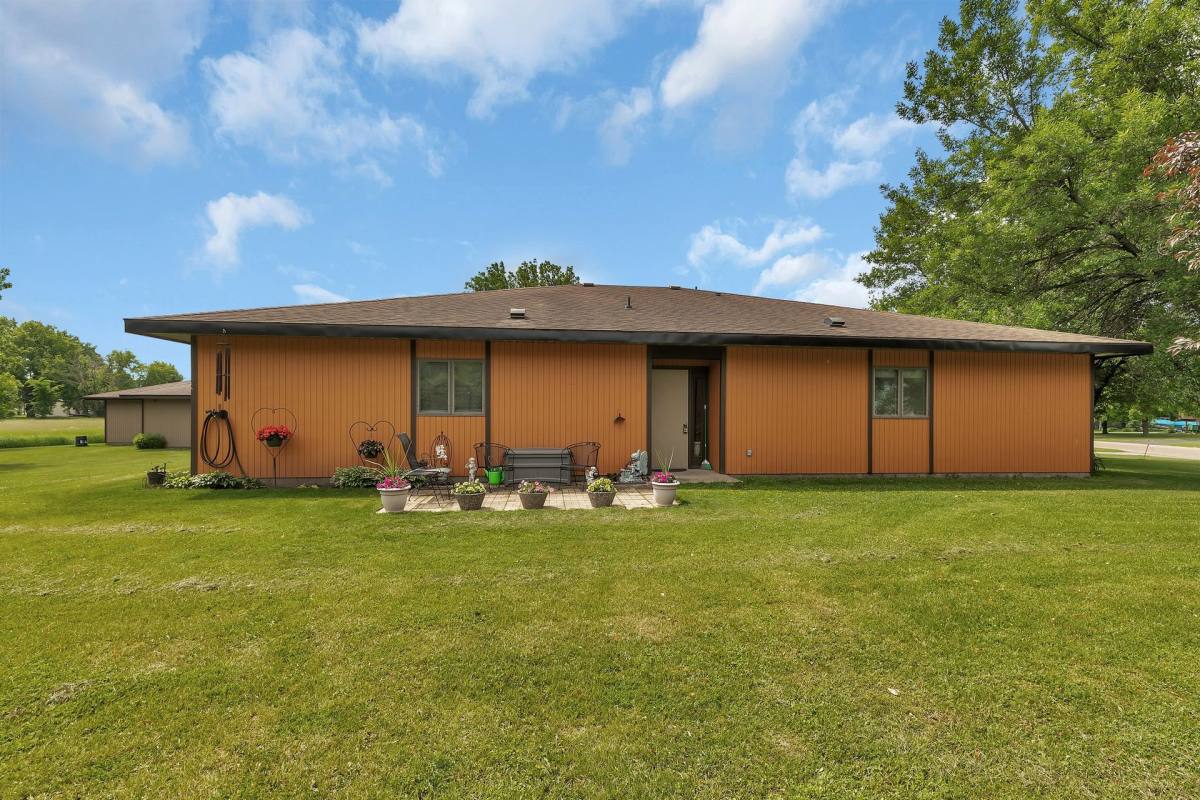 Apartment for rent at 135 Dolphin Ave NE, Avon, MN 56310