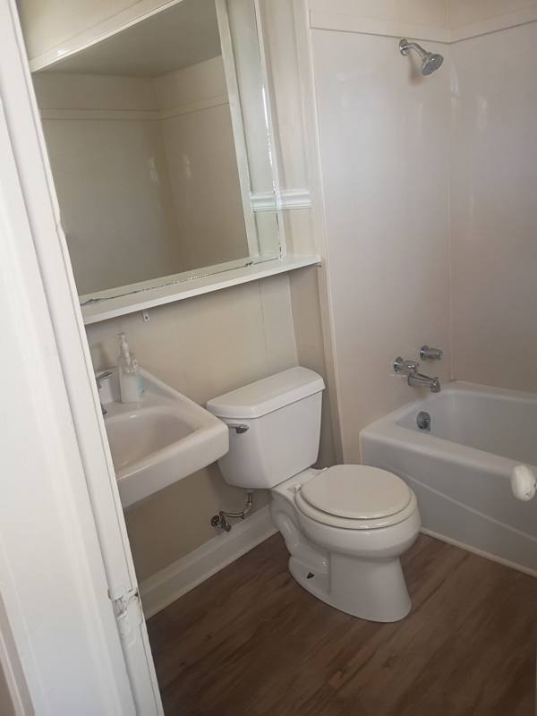 House for rent at 433 N Bowie St, Jasper, TX 75951
