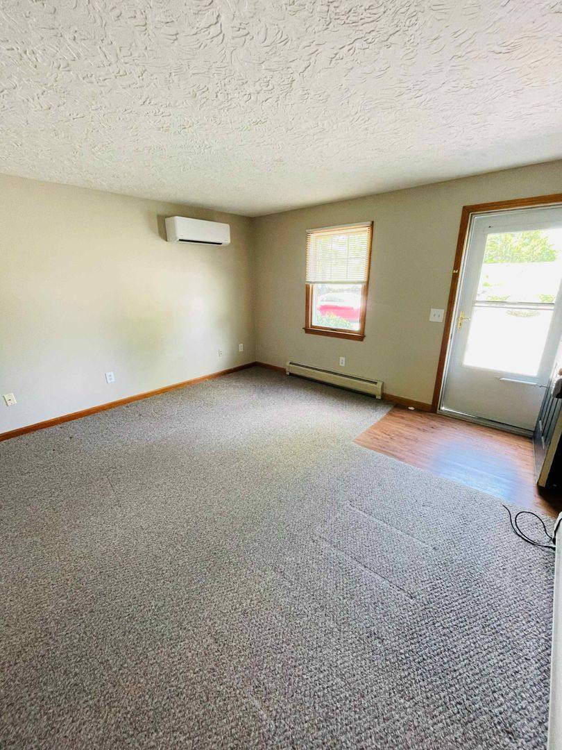 Apartment for rent at 90-92 Elm St, North Brookfield, MA 01535