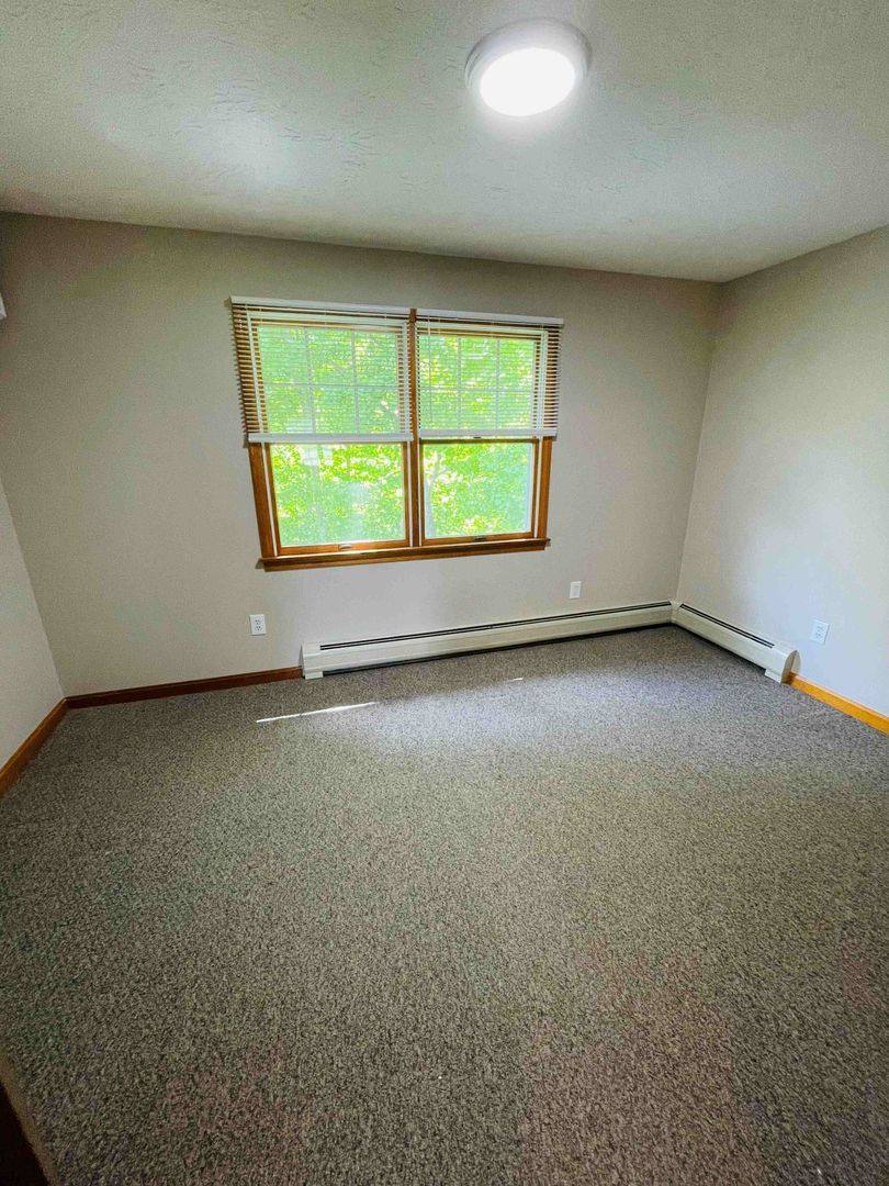 Apartment for rent at 90-92 Elm St, North Brookfield, MA 01535