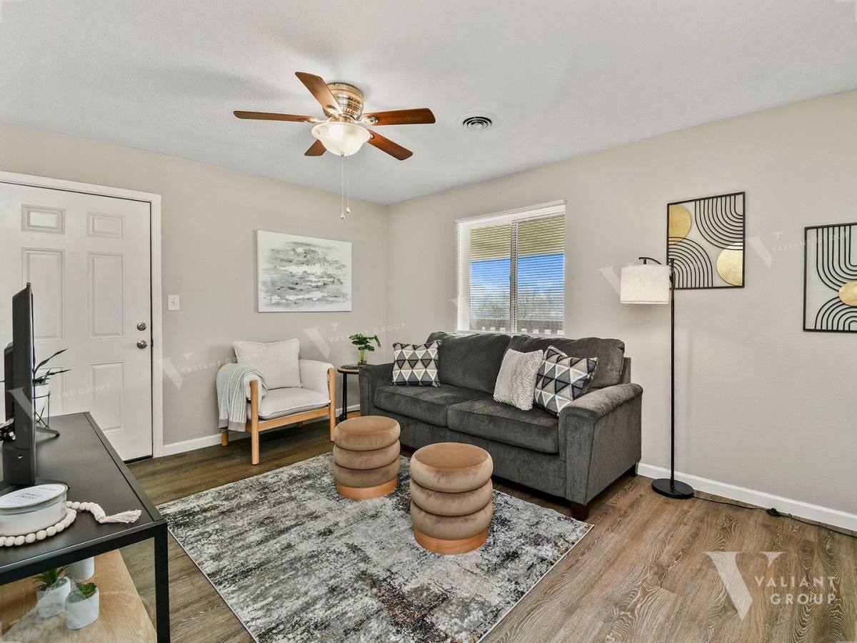 Apartment for rent at 2107 E Cherry St, Springfield, MO 65802