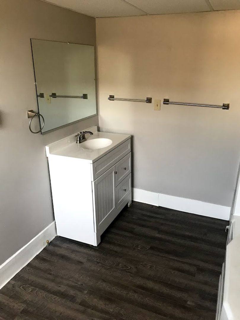 Apartment for rent at 1051-1055 Pennsylvania Ave, Tyrone, PA 16686