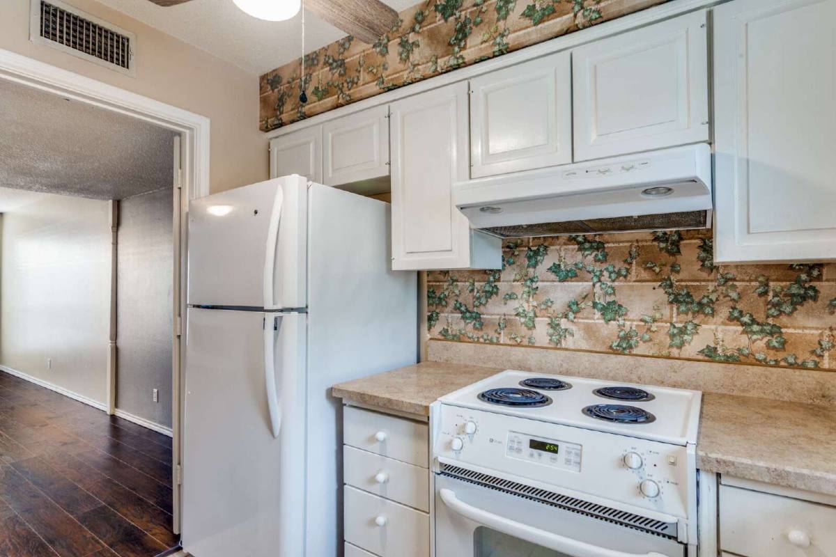 Condo for rent at 1255 Roaring Springs Rd, Fort Worth, TX 76114