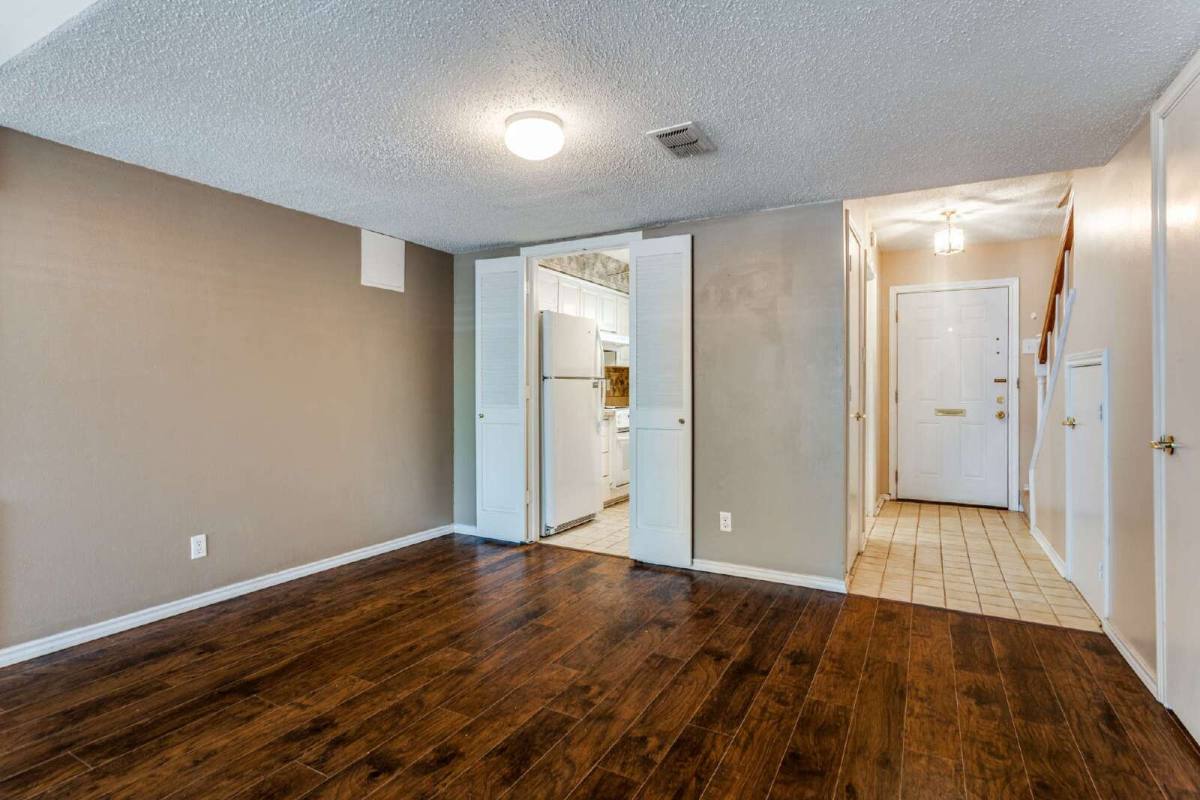 Condo for rent at 1255 Roaring Springs Rd, Fort Worth, TX 76114
