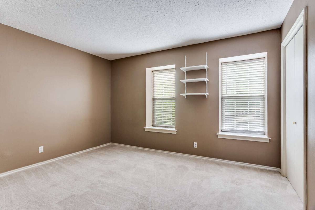 Condo for rent at 1255 Roaring Springs Rd, Fort Worth, TX 76114
