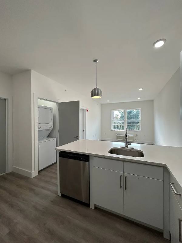 Apartment for rent at 1127 Stuyvesant Ave #304, Irvington, NJ 07111