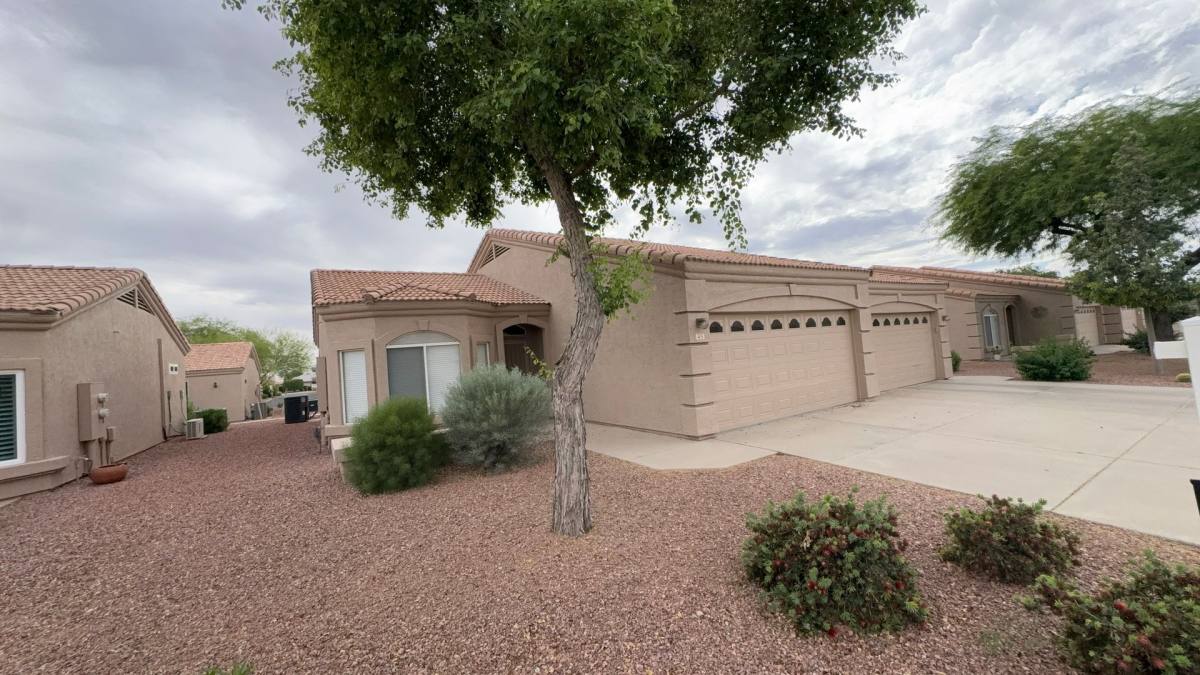 Condo for rent at 2101 S Yellow Wood, Mesa, AZ 85209