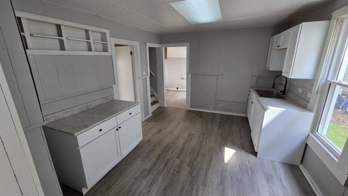 House for rent at 2183 W 81st St, Cleveland, OH 44102