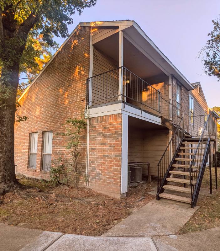 Apartment for rent at 7200 Tc Jester Blvd #204, Houston, TX 77088