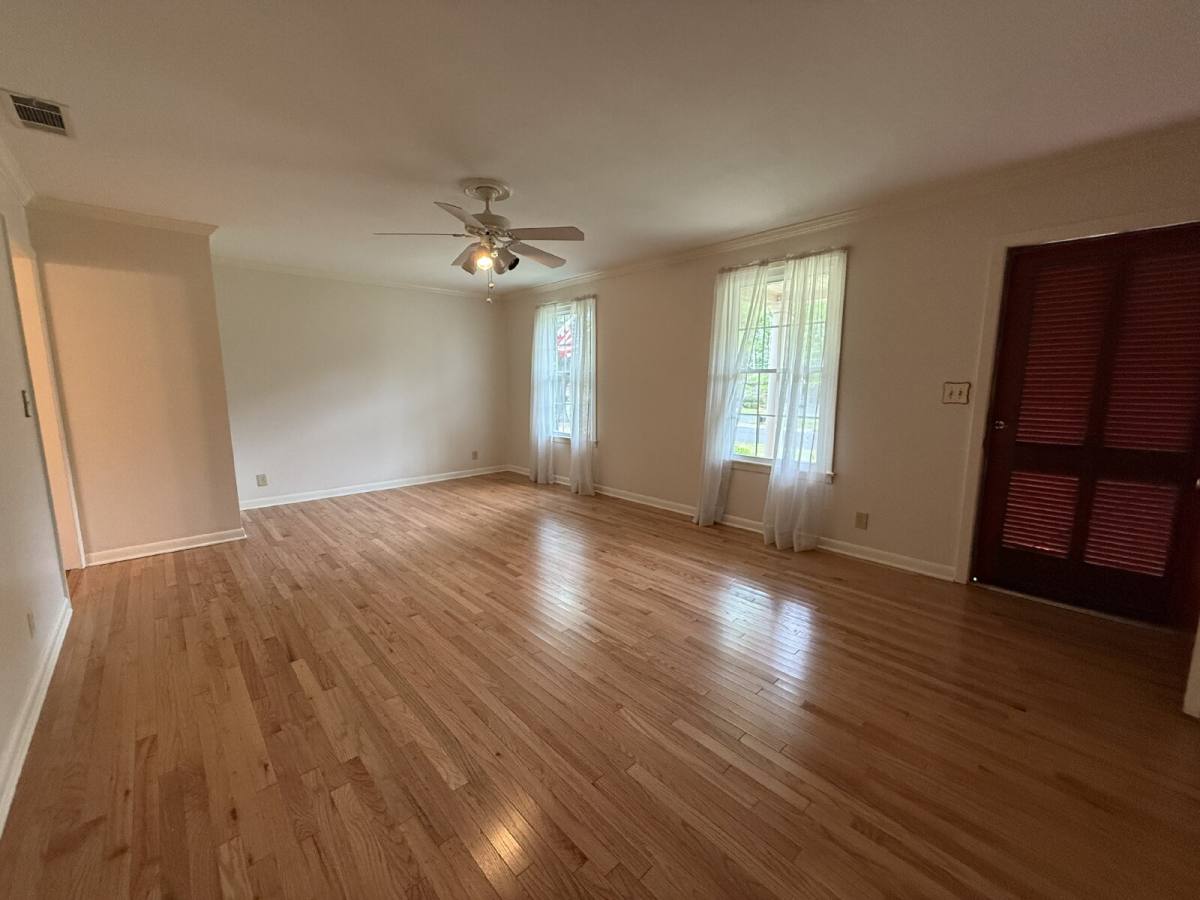 House for rent at 413 Harolds Dr NW, Huntsville, AL 35806