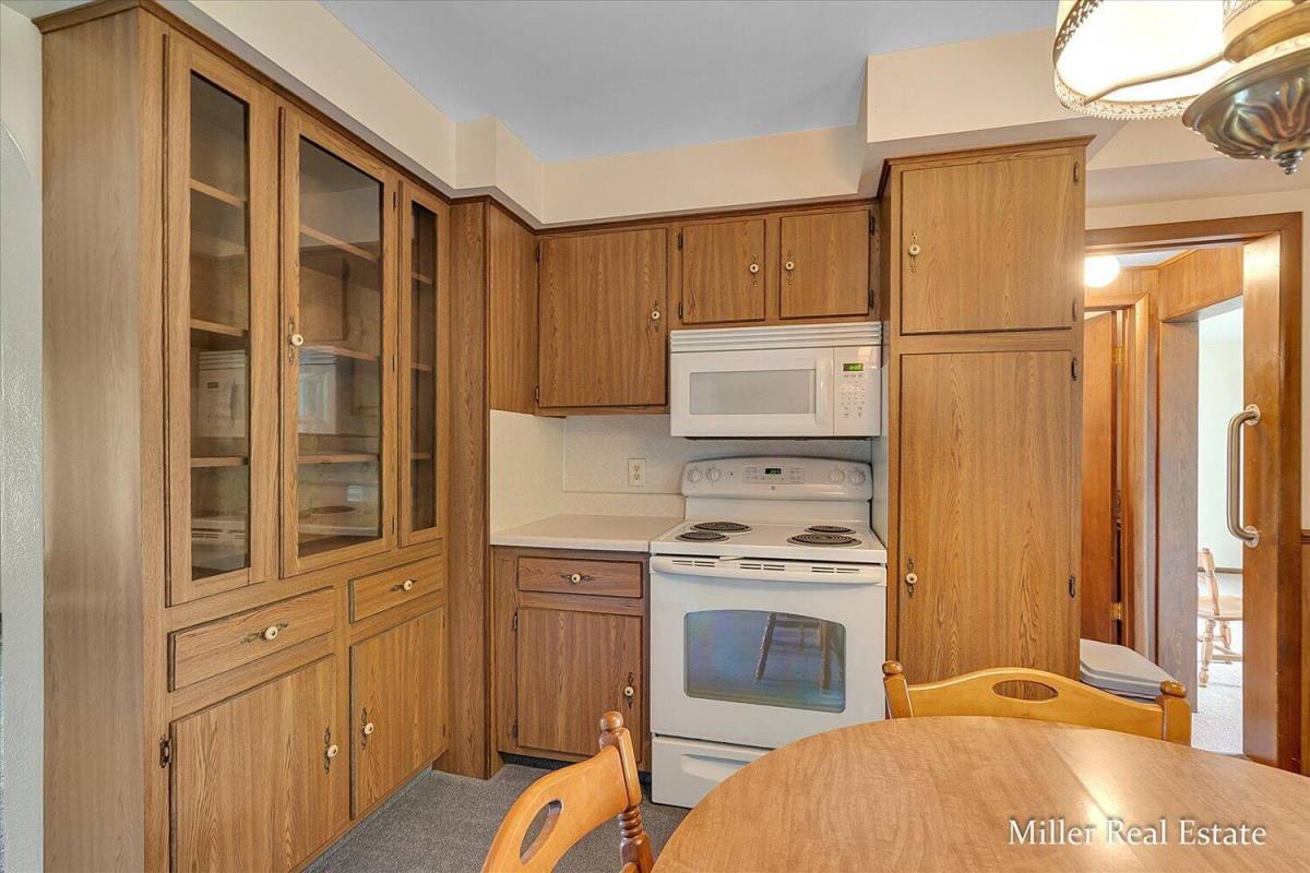 House for rent at 2122 N M 43 Highway, Hastings, MI 49058