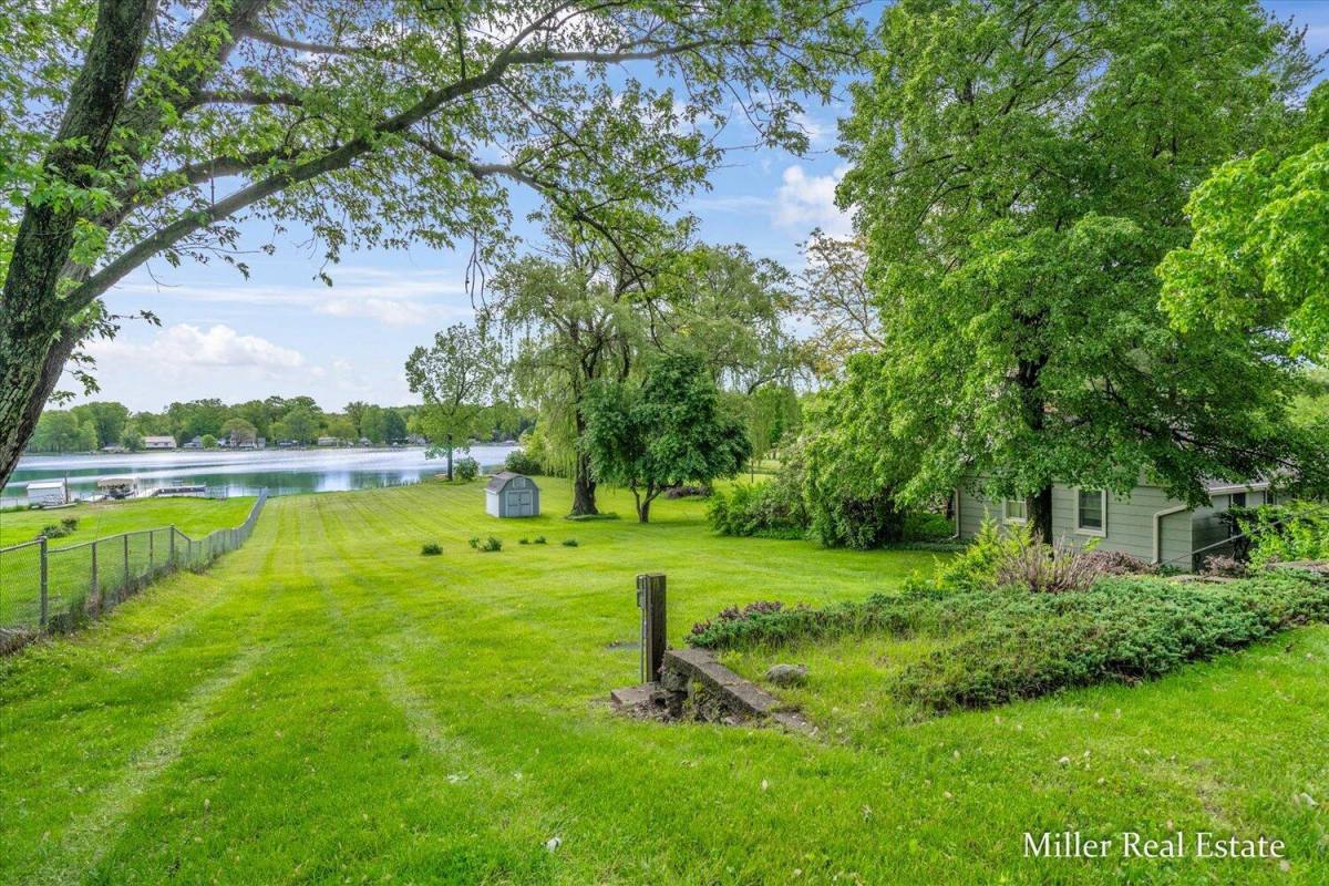 House for rent at 2122 N M 43 Highway, Hastings, MI 49058