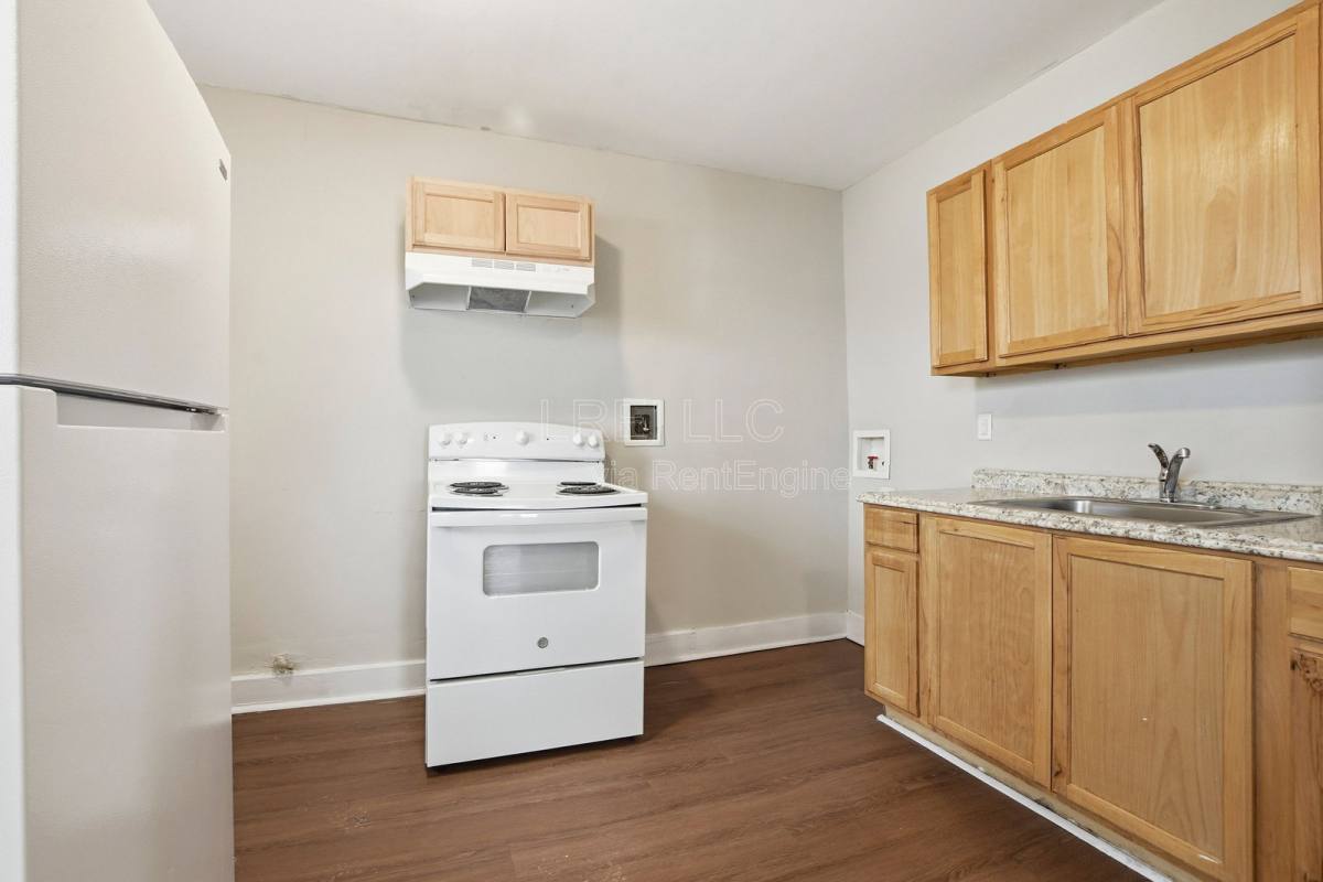 Apartment for rent at 701 Hazel St #3, Louisville, KY 40211