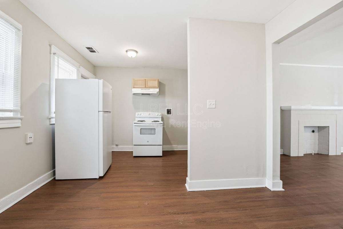 Apartment for rent at 701 Hazel St #3, Louisville, KY 40211