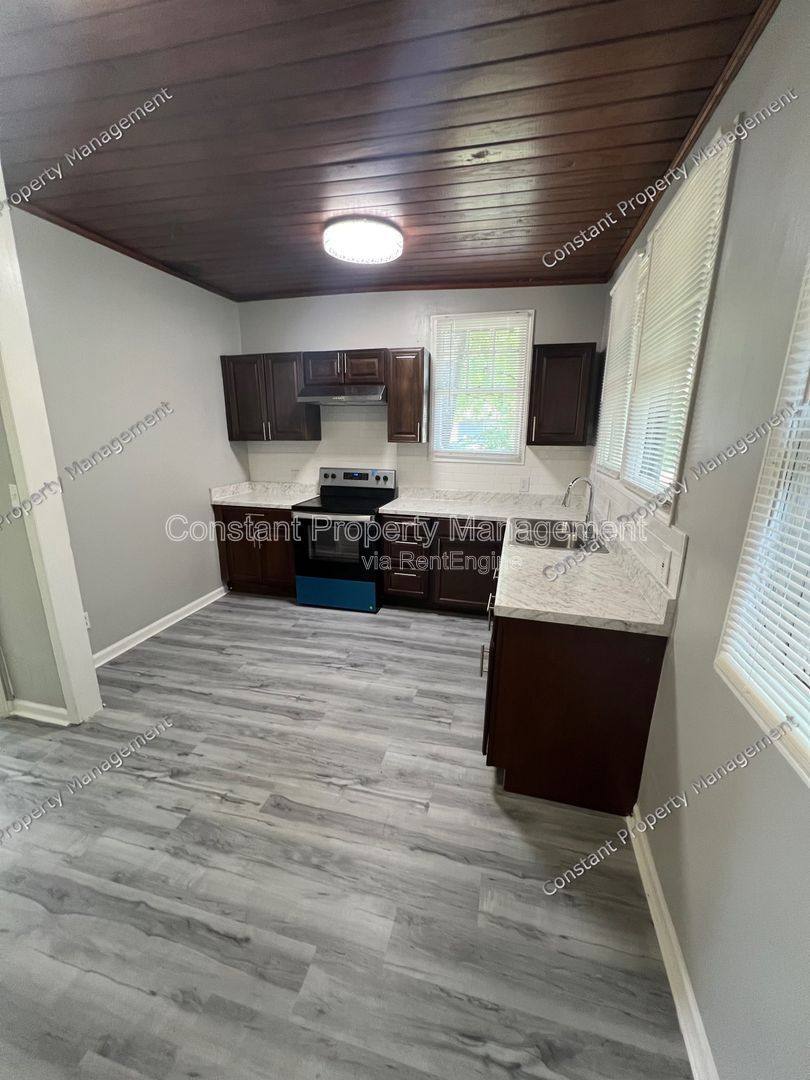 House for rent at 495 Pittman St, Macon, GA 31206