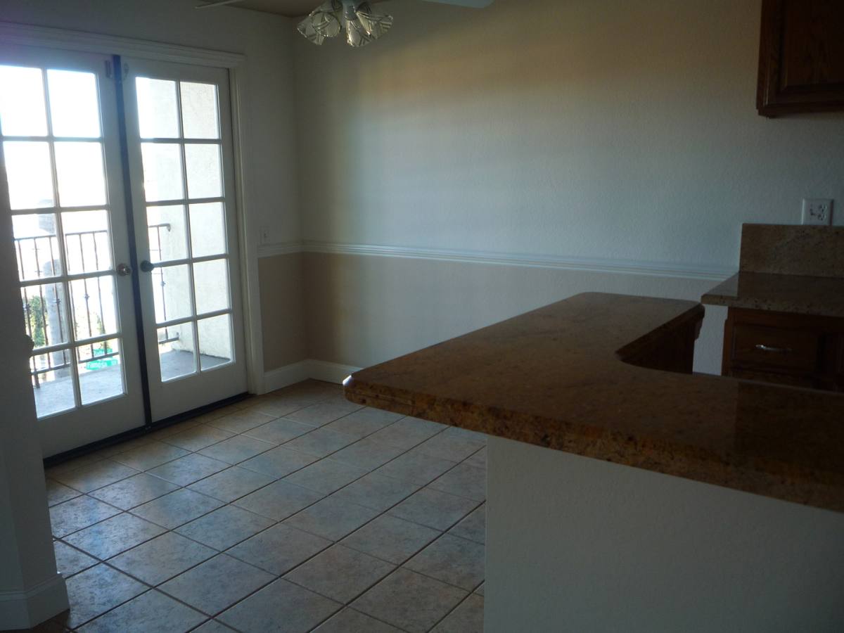 Condo for rent at 2828 Famosa Blvd, San Diego, CA 92107