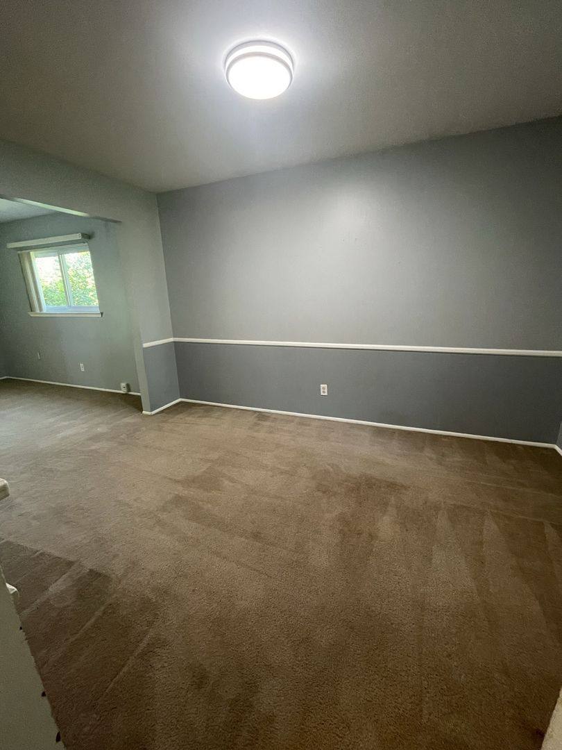 House for rent at 2163 Yorktown Dr, Ann Arbor, MI 48105