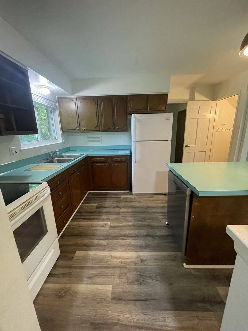 House for rent at 2163 Yorktown Dr, Ann Arbor, MI 48105