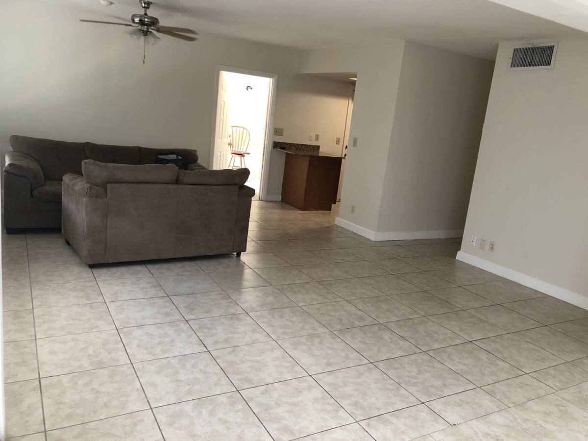 Apartment for rent at 2101 NE 51st St, Fort Lauderdale, FL 33308