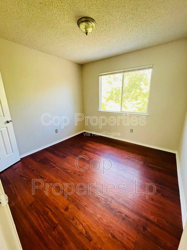 Apartment for rent at 6319 Waddesdon Wood, San Antonio, TX 78233