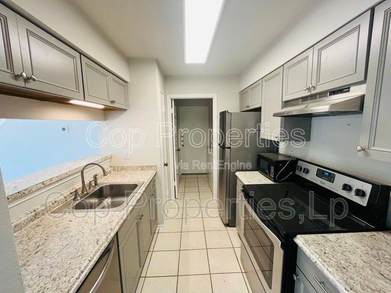 Apartment for rent at 6319 Waddesdon Wood, San Antonio, TX 78233