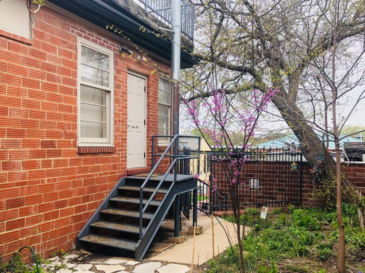 Apartment for rent at 1013 E Walnut, Columbia, MO 65201