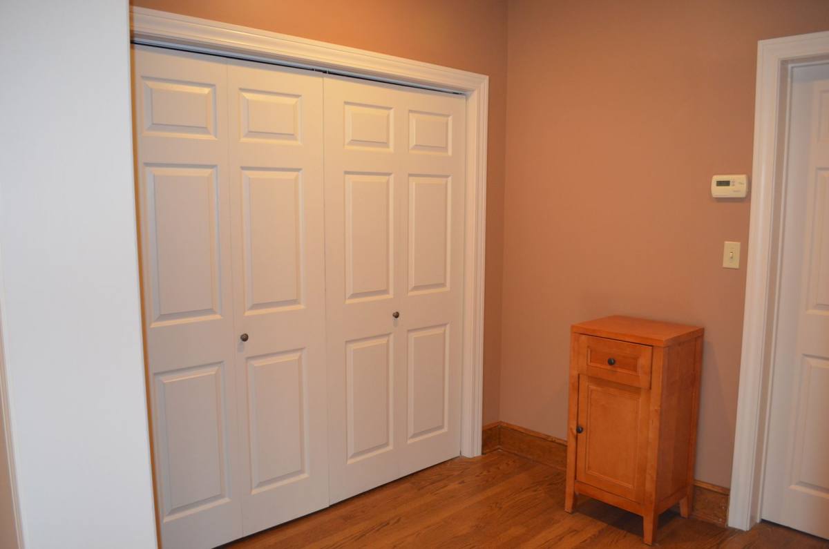 Apartment for rent at 1013 E Walnut, Columbia, MO 65201