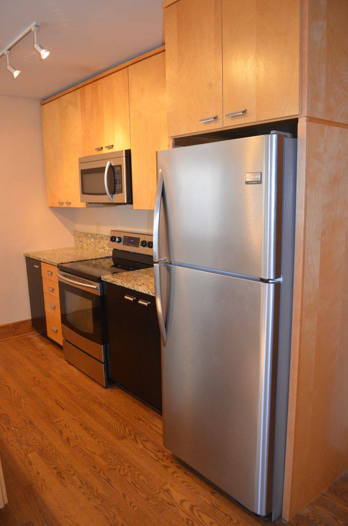 Apartment for rent at 1013 E Walnut, Columbia, MO 65201