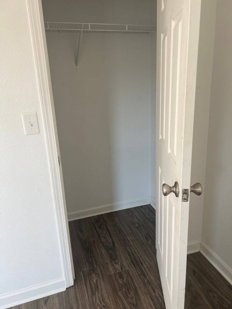 Apartment for rent at 1300 N Granville, Muncie, IN 47303