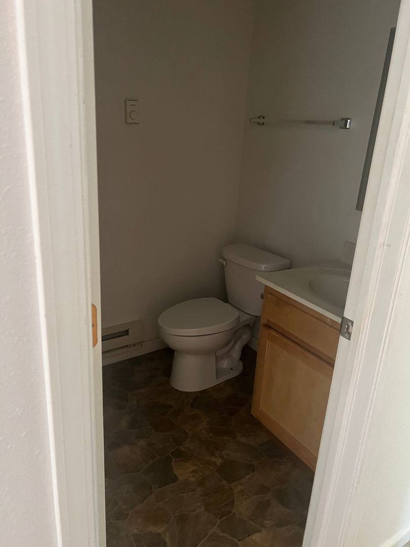 Apartment for rent at 1300 N Granville, Muncie, IN 47303